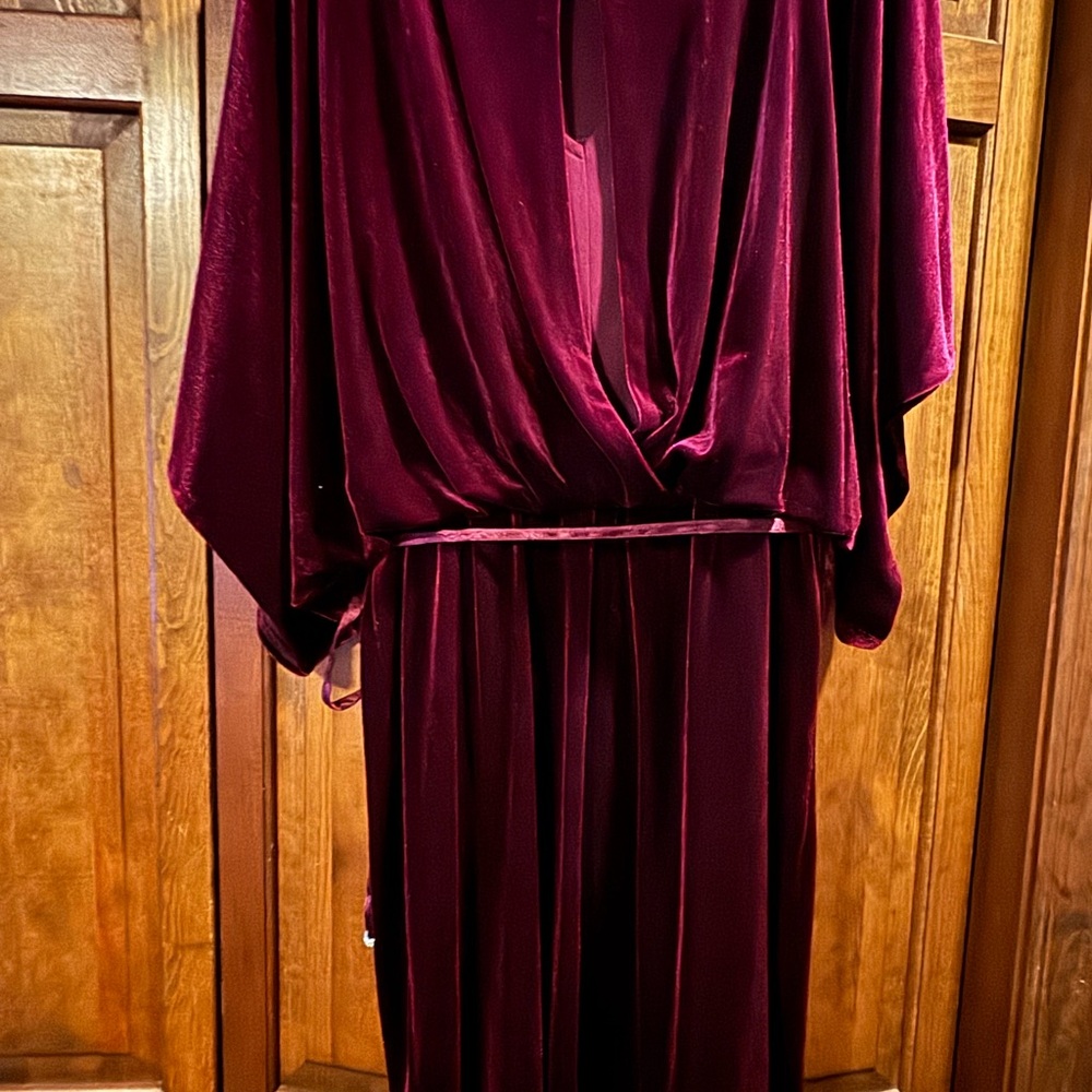Jessica Howard Rich Burgundy Dress - Picture 2 of 4